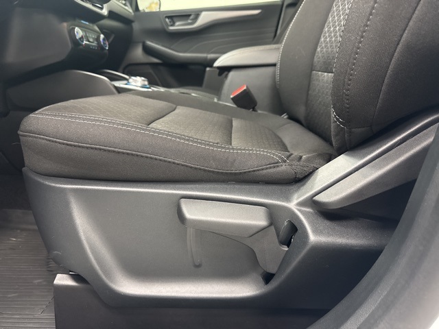 used 2025 Ford Escape car, priced at $25,564