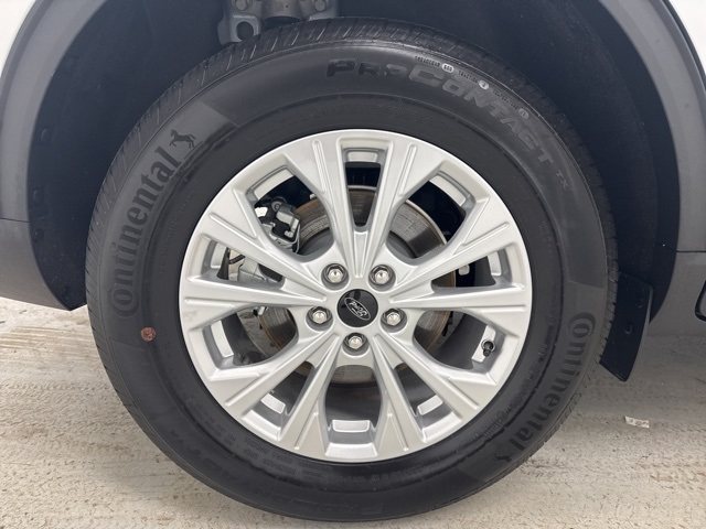 used 2025 Ford Escape car, priced at $25,564