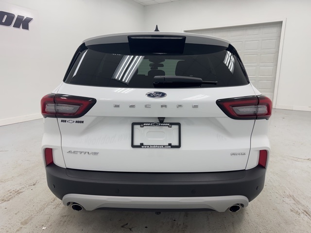 used 2025 Ford Escape car, priced at $25,564