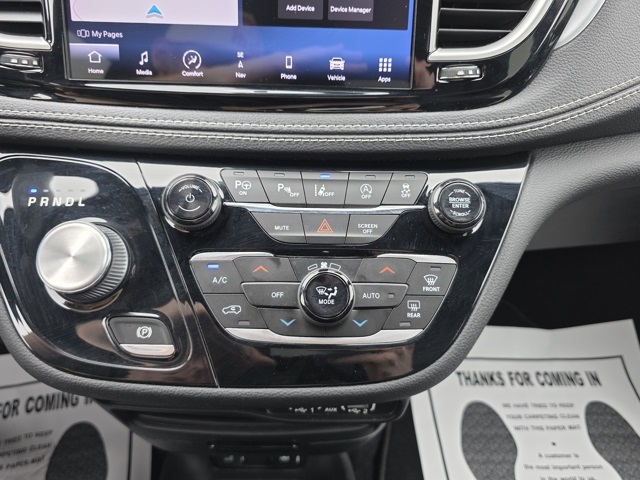 2021 Chrysler Pacifica Touring L