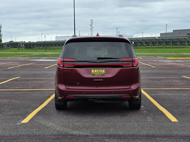 2021 Chrysler Pacifica Touring L