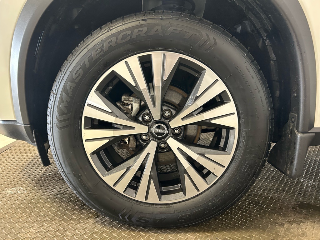 used 2023 Nissan Rogue car, priced at $21,809