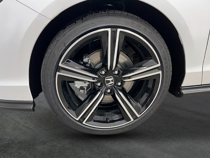 2025 Honda Accord Hybrid Sport Sedan 4 Dr. FWD 11