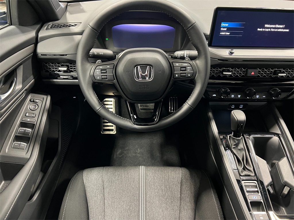 2025 Honda Accord Hybrid Sport Sedan 4 Dr. FWD 17