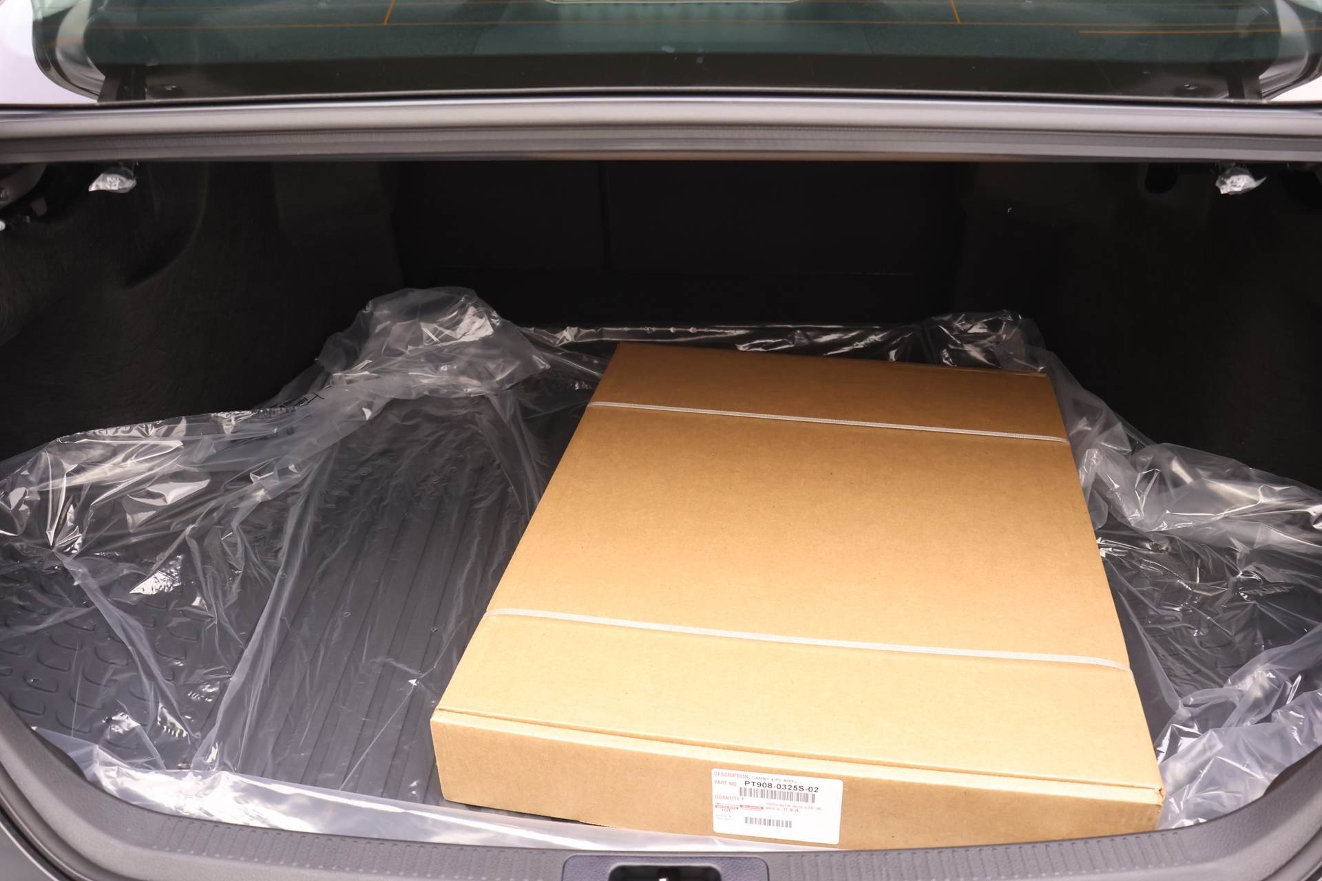2026 Toyota Camry LE photo 13
