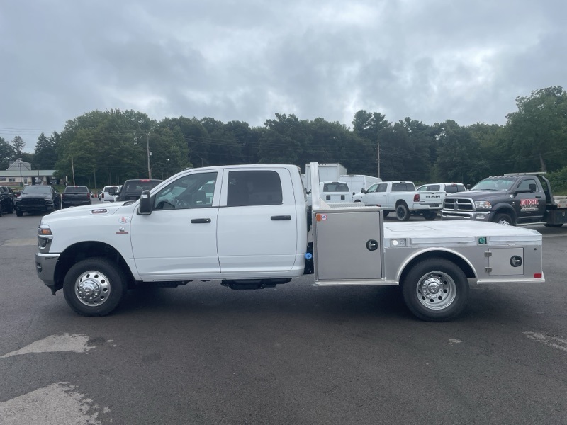 2025 Ram 3500 Tradesman photo 6