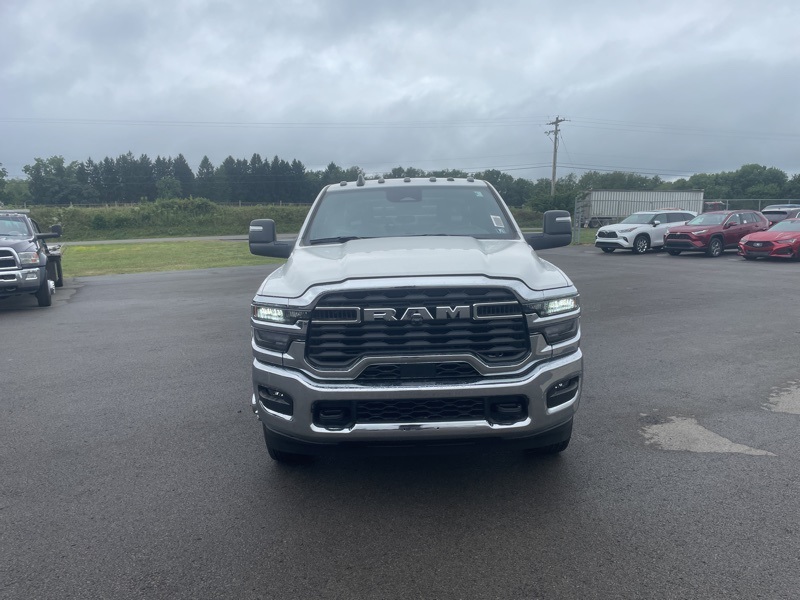 2025 Ram 3500 Tradesman photo 8