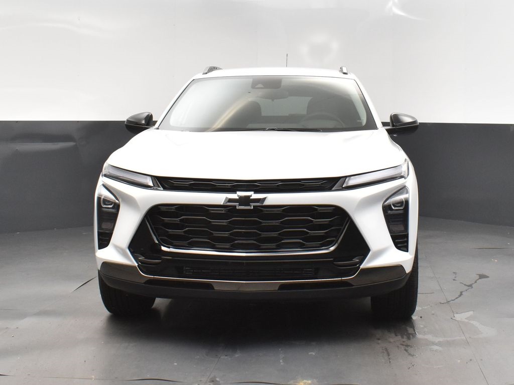 2025 Summit White Chevrolet Trax ACTIV FWD SUV