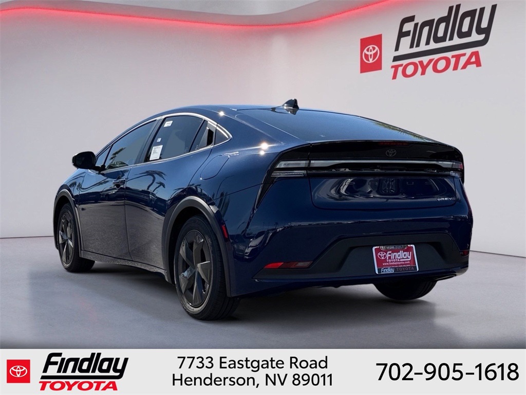 2026 Toyota Prius Plug-in Hybrid SE photo 3