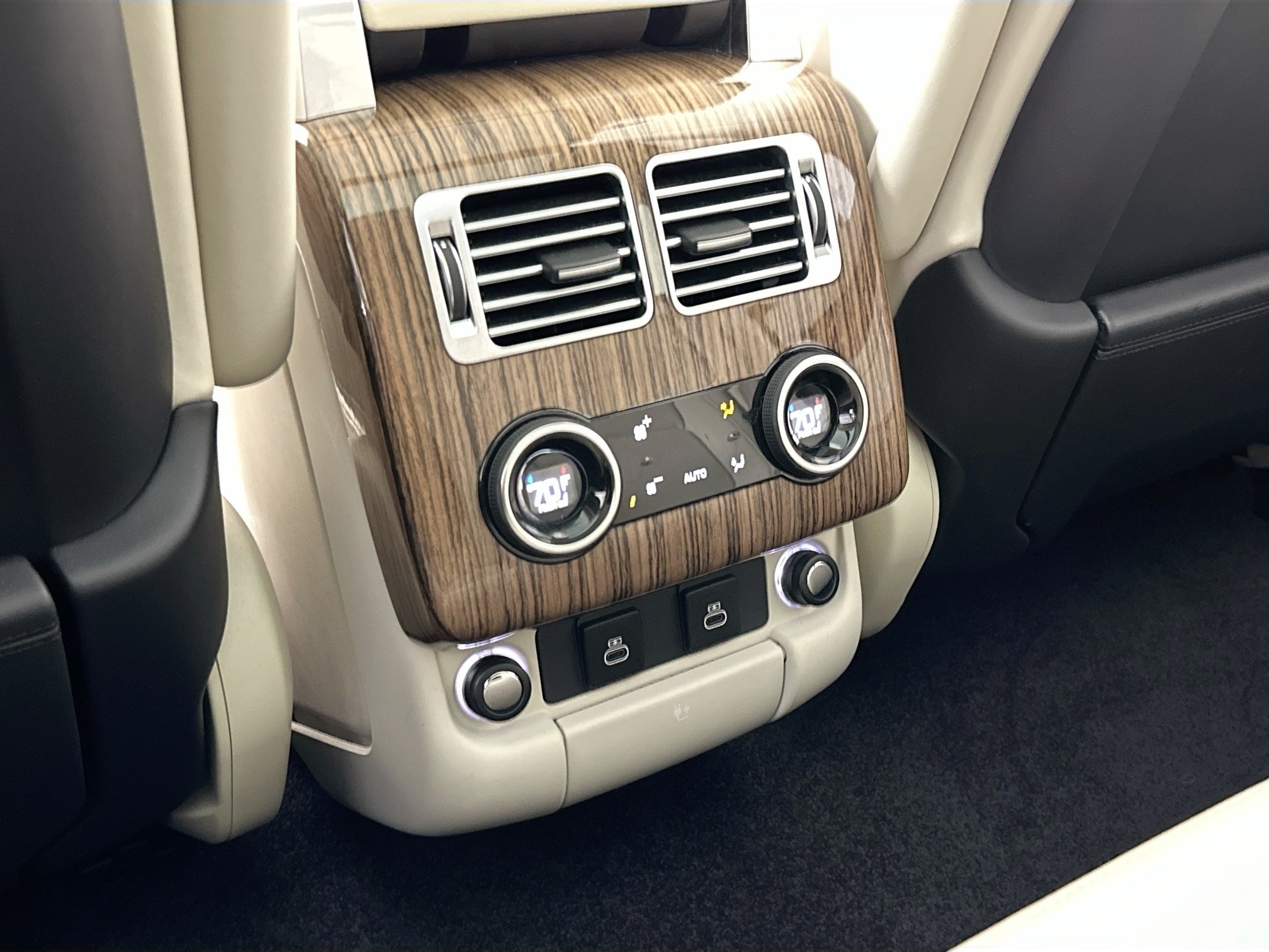 used 2022 Land Rover Range Rover car, priced at $58,995