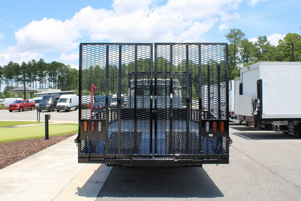 New 2024 Mercedes-Benz Sprinter 4500 Regular Cab Standard Roof DRW RWD Knapheide Dovetail Landscape for sale #MV1340 - photo 4