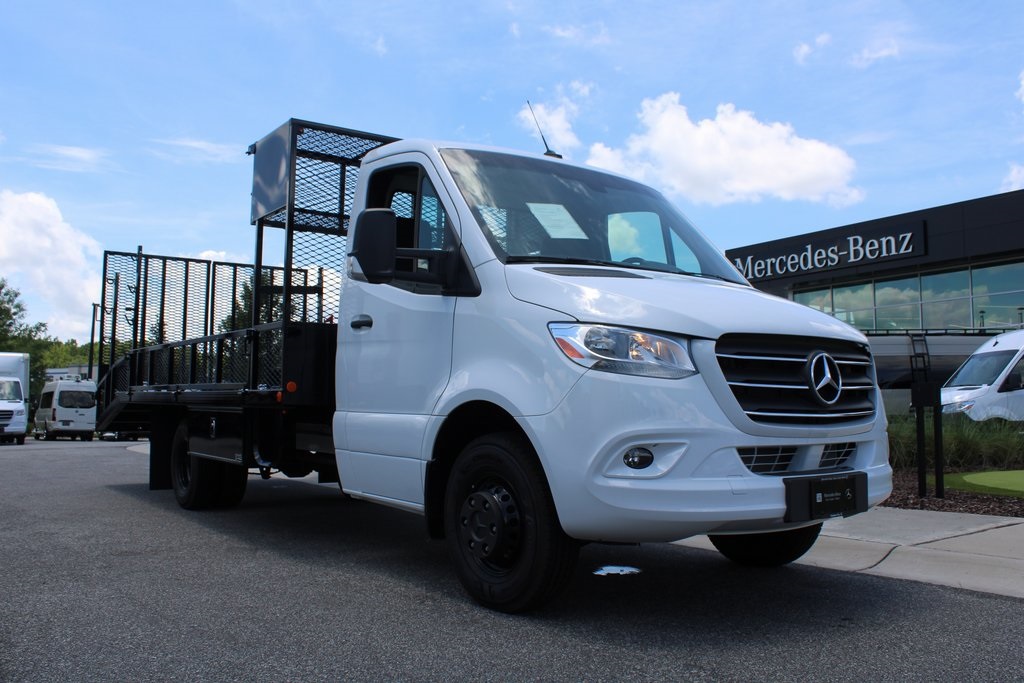 New 2024 Mercedes-Benz Sprinter 4500 Regular Cab Standard Roof DRW RWD Knapheide Dovetail Landscape for sale #MV1340 - photo 6