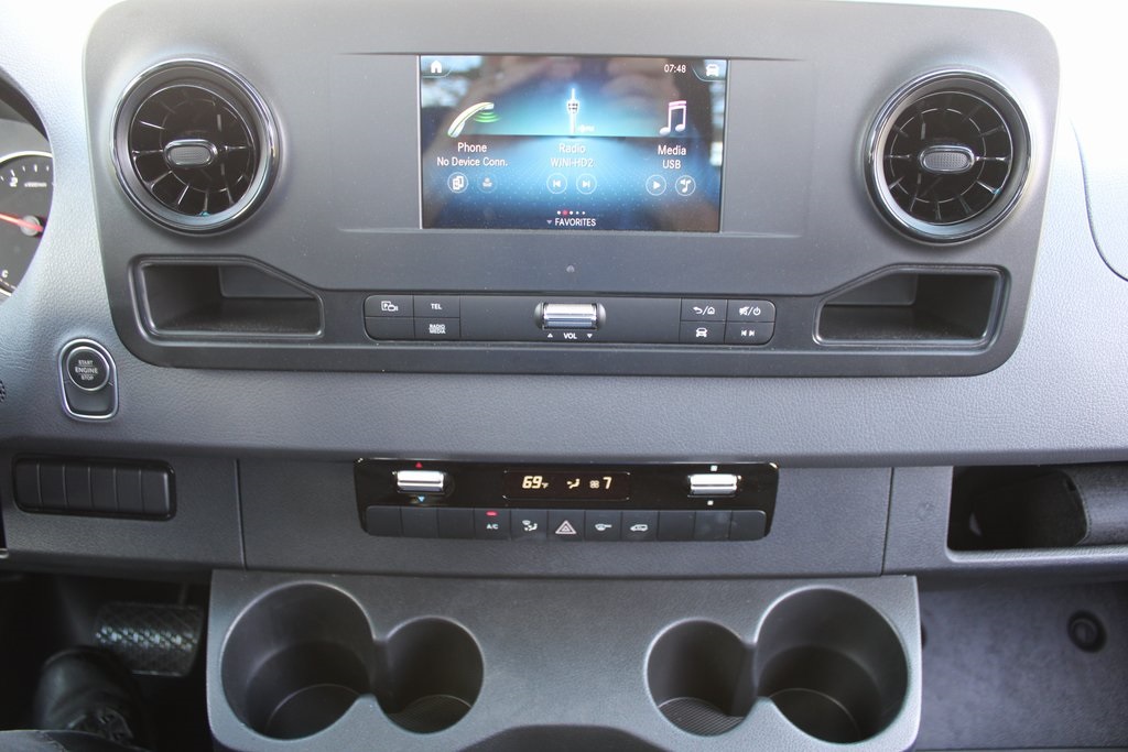 New 2024 Mercedes-Benz Sprinter 4500 Regular Cab Standard Roof DRW RWD Knapheide Dovetail Landscape for sale #MV1340 - photo 8
