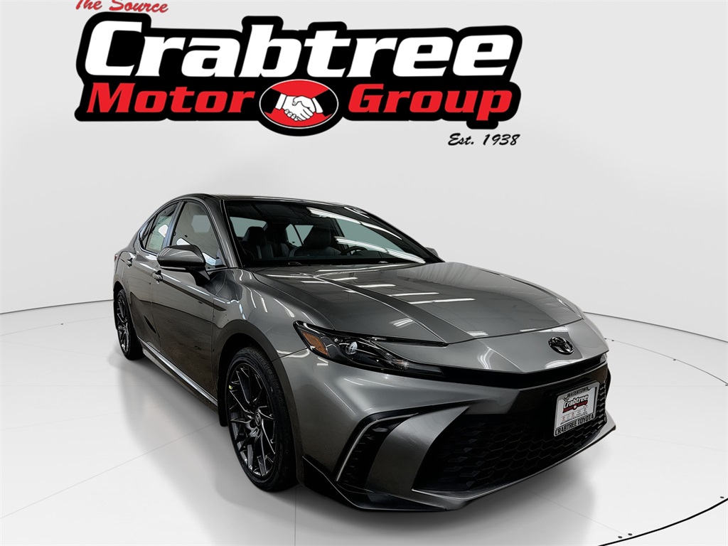 2026 Toyota Camry SE's photo