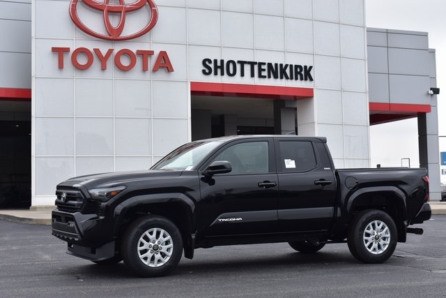 2026 Toyota Tacoma SR5's photo