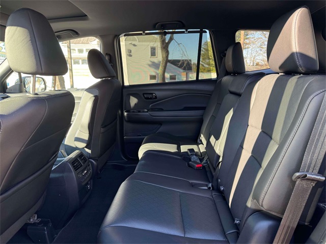 used 2022 Honda Passport car, priced at $31,832