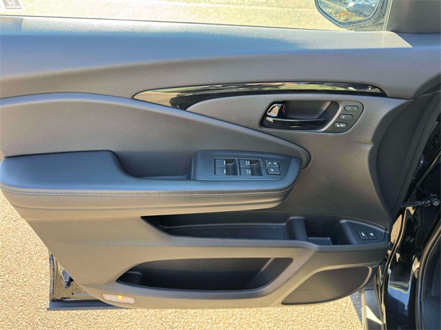 used 2022 Honda Passport car, priced at $31,832