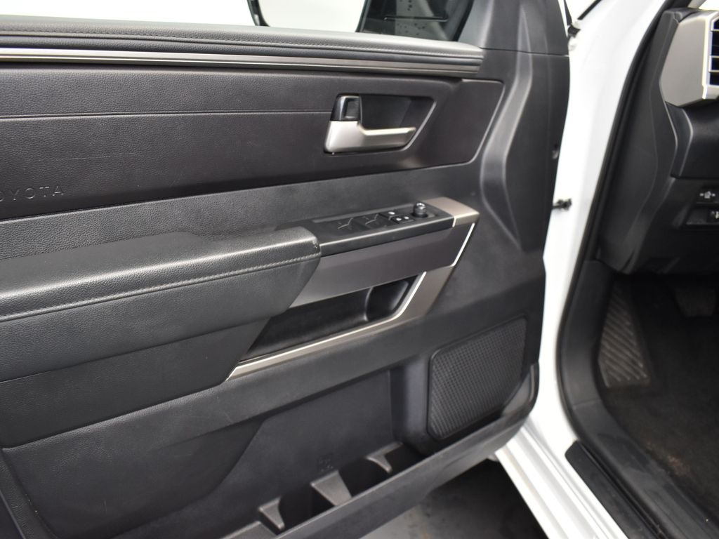 2022 White Toyota Tundra 4WD SR5 4X4 Truck