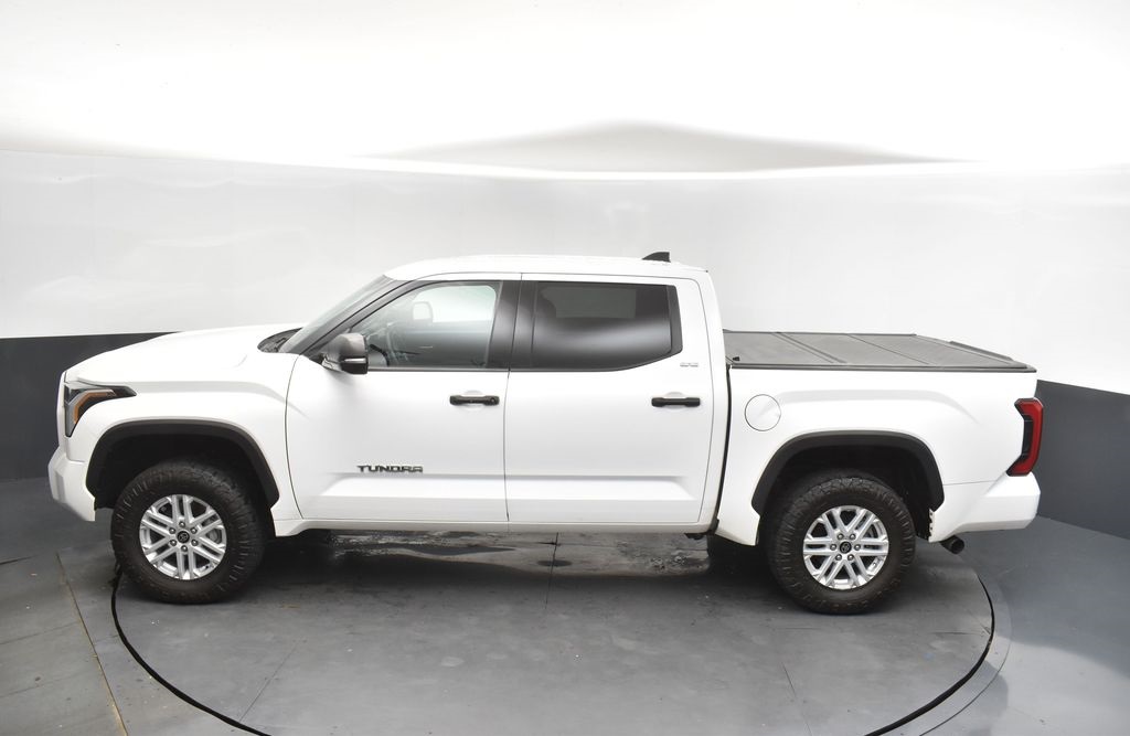 2022 White Toyota Tundra 4WD SR5 4X4 Truck