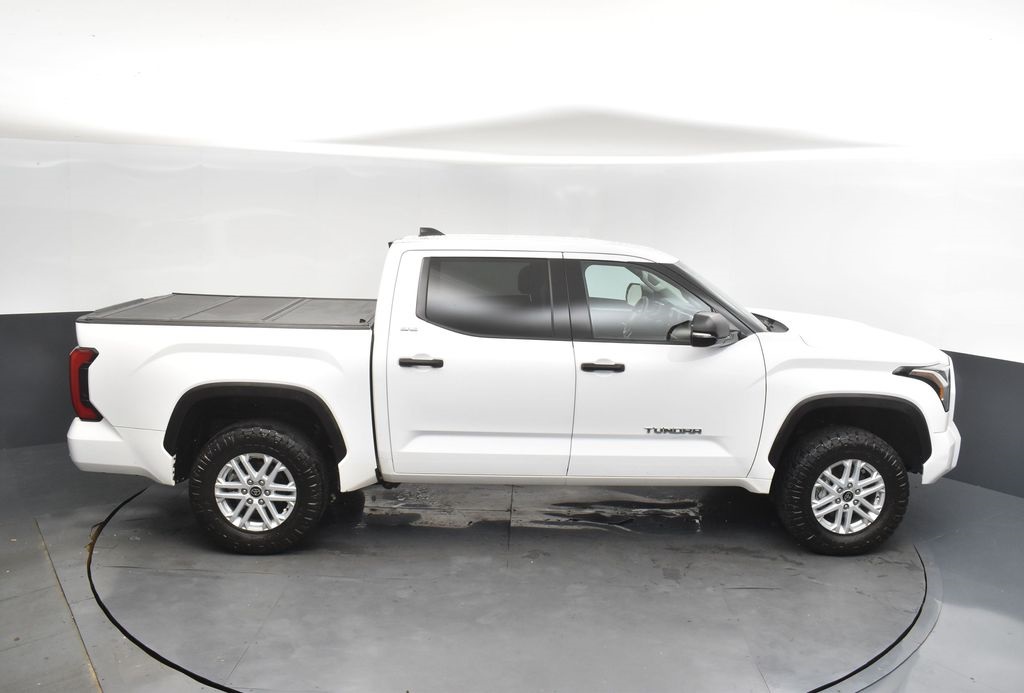 2022 White Toyota Tundra 4WD SR5 4X4 Truck