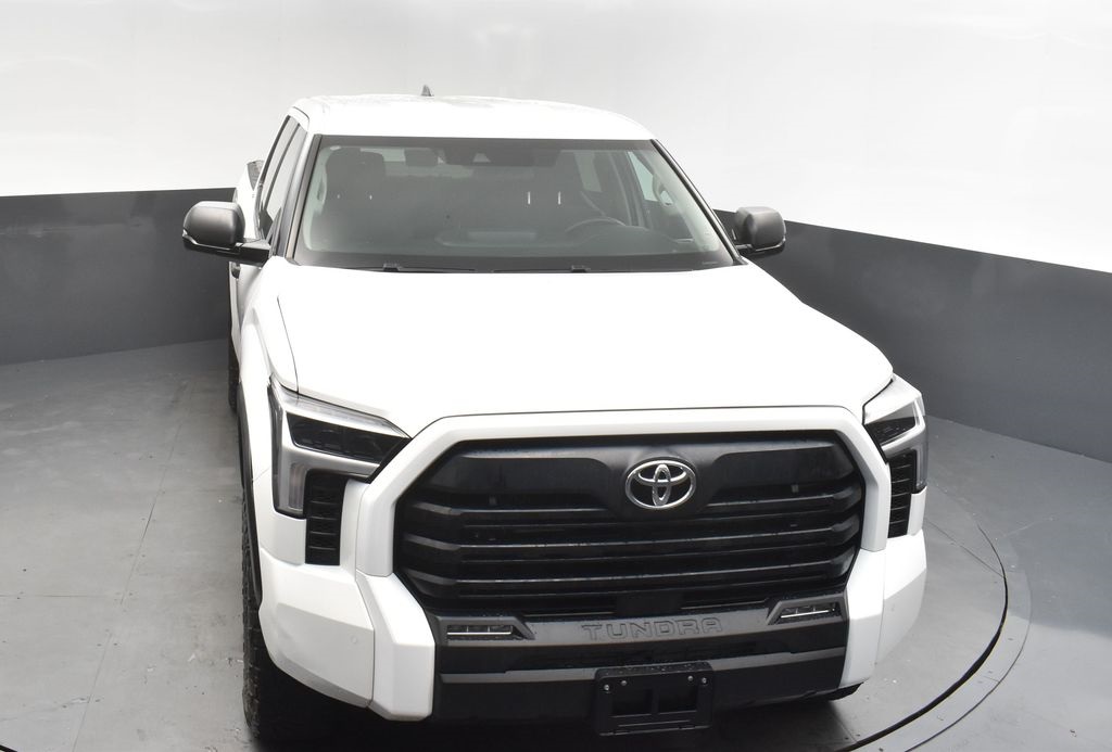 2022 White Toyota Tundra 4WD SR5 4X4 Truck