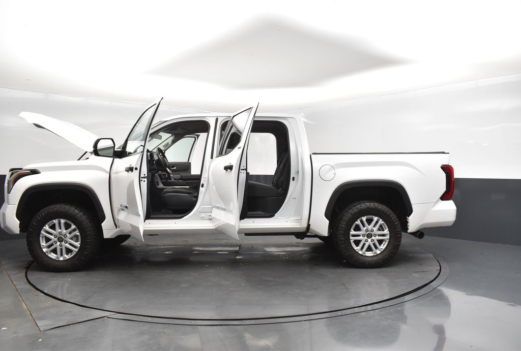 2022 White Toyota Tundra 4WD SR5 4X4 Truck