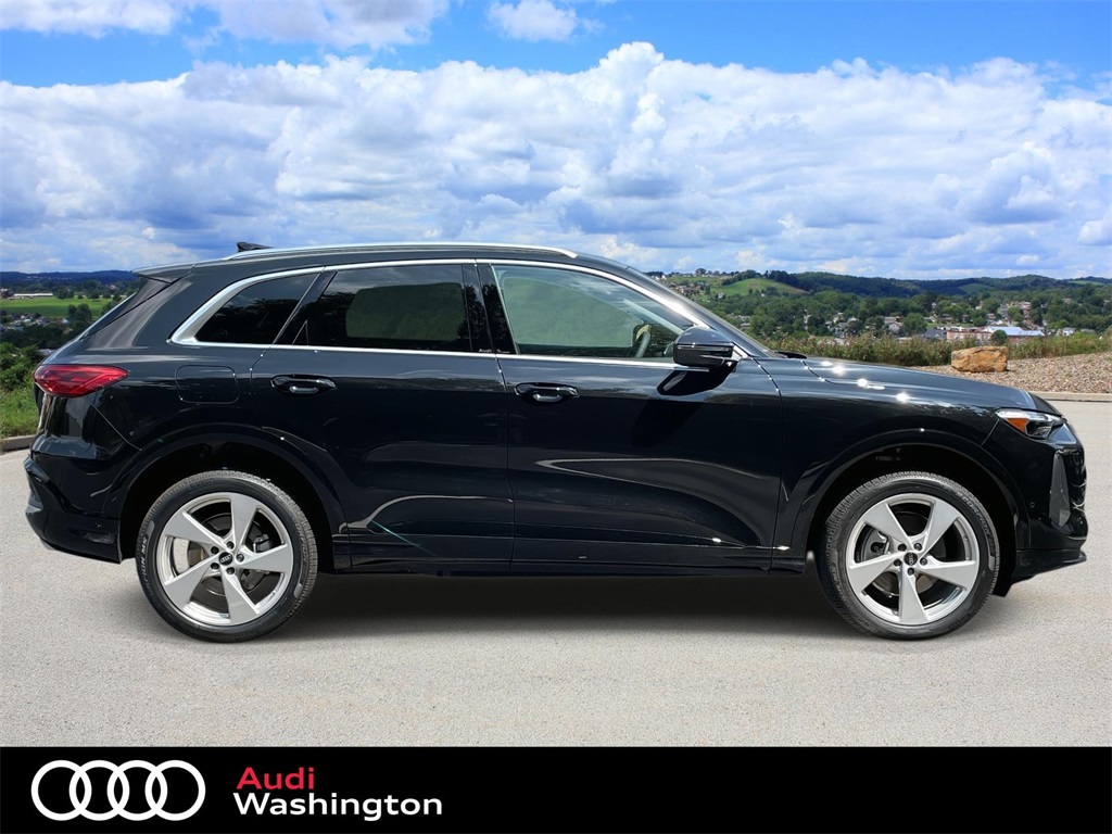 2025 Audi Q5 Premium Plus photo 2