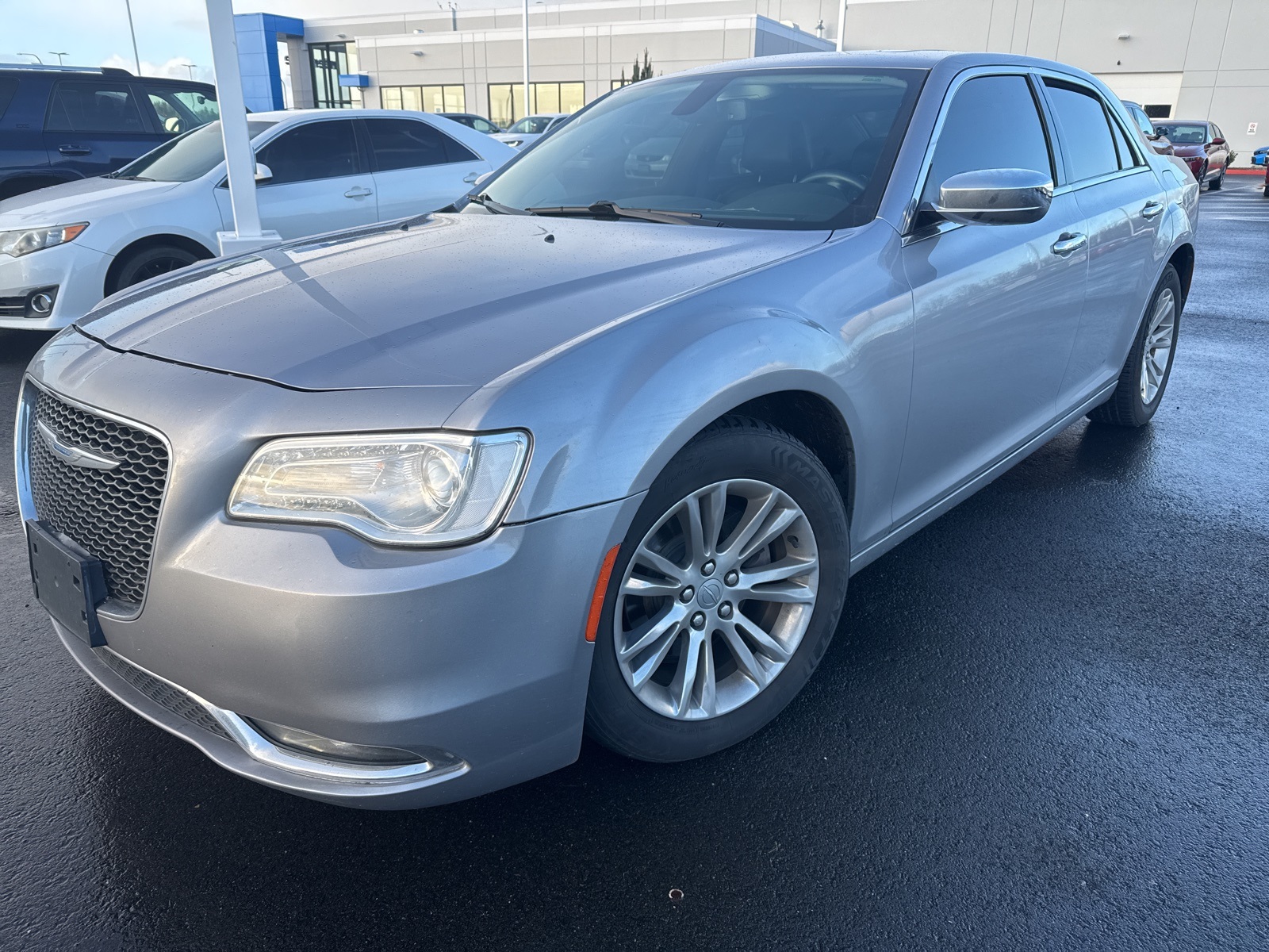 2017 Chrysler 300 C's photo
