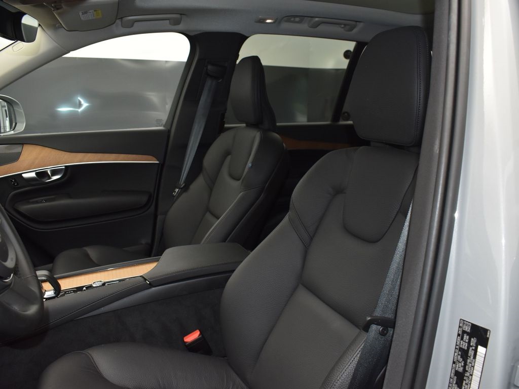 2024 Vapour Gray Metallic Volvo XC90 B6 Plus Bright Theme AWD SUV