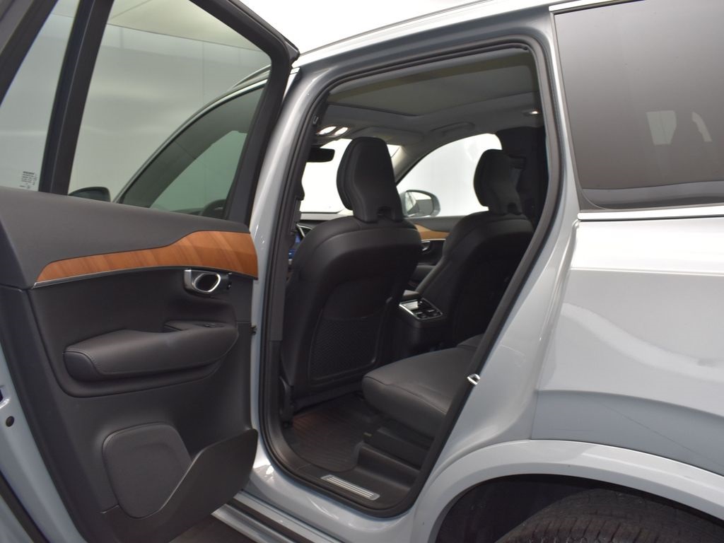 2024 Vapour Gray Metallic Volvo XC90 B6 Plus Bright Theme AWD SUV