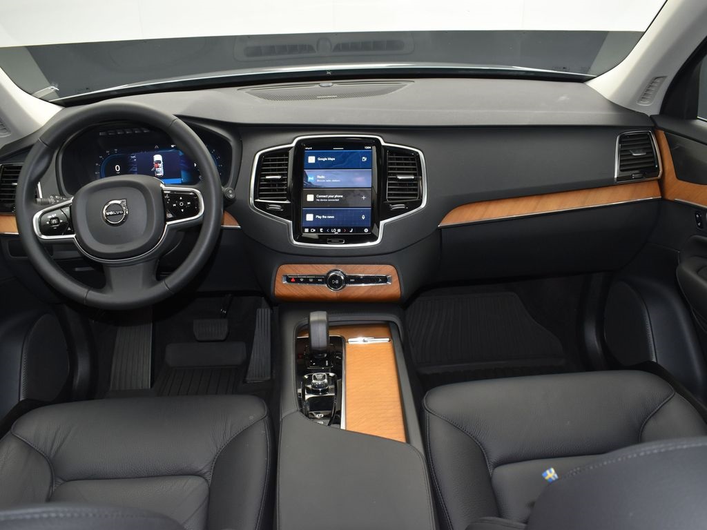 2024 Vapour Gray Metallic Volvo XC90 B6 Plus Bright Theme AWD SUV