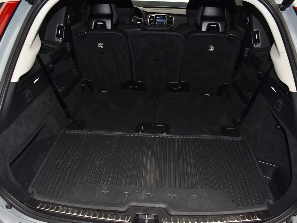 2024 Vapour Gray Metallic Volvo XC90 B6 Plus Bright Theme AWD SUV