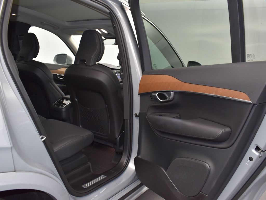 2024 Vapour Gray Metallic Volvo XC90 B6 Plus Bright Theme AWD SUV