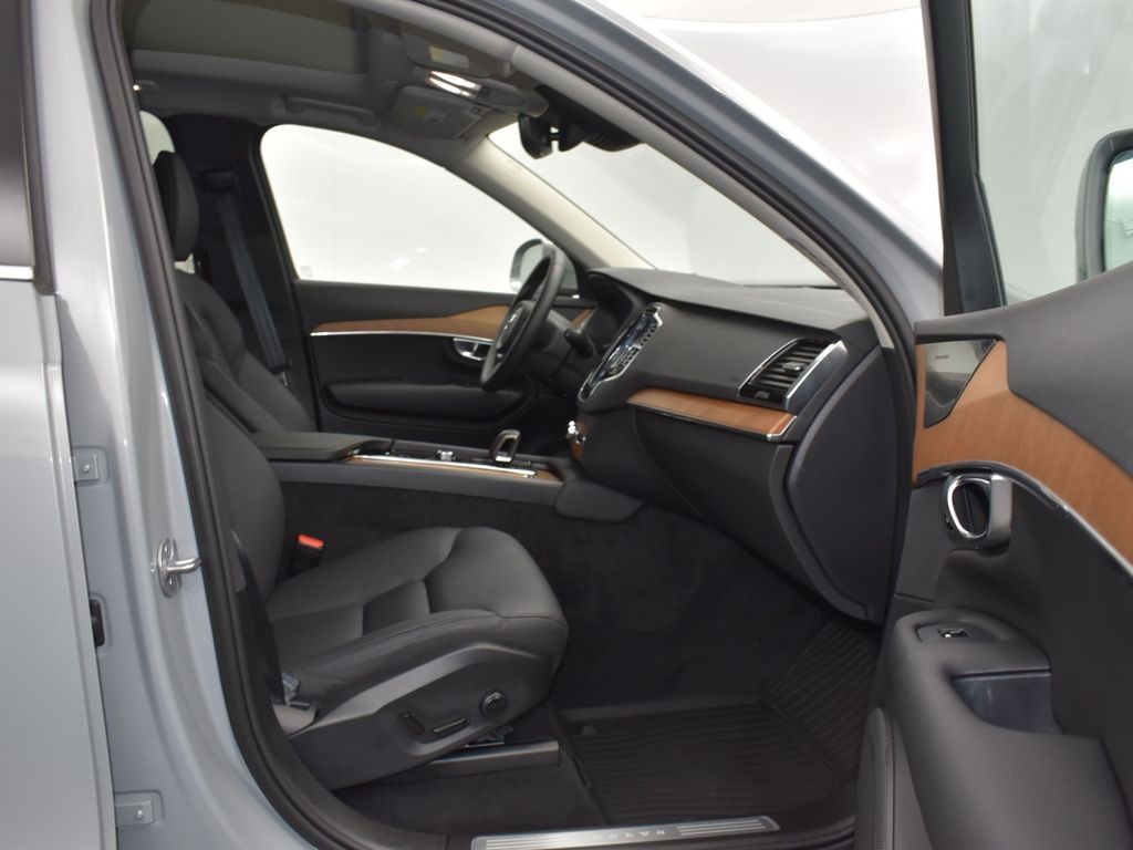 2024 Vapour Gray Metallic Volvo XC90 B6 Plus Bright Theme AWD SUV