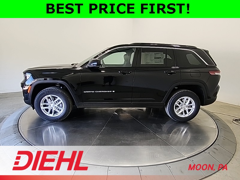 2025 Jeep Grand Cherokee Laredo X photo 3