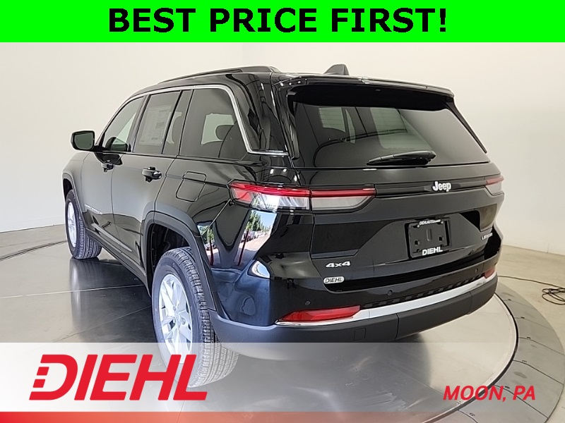 2025 Jeep Grand Cherokee Laredo X photo 4