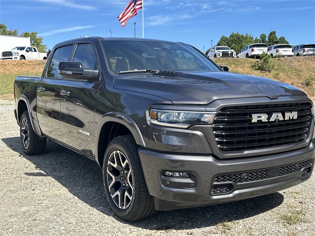 2026 Ram 1500 Laramie photo 3