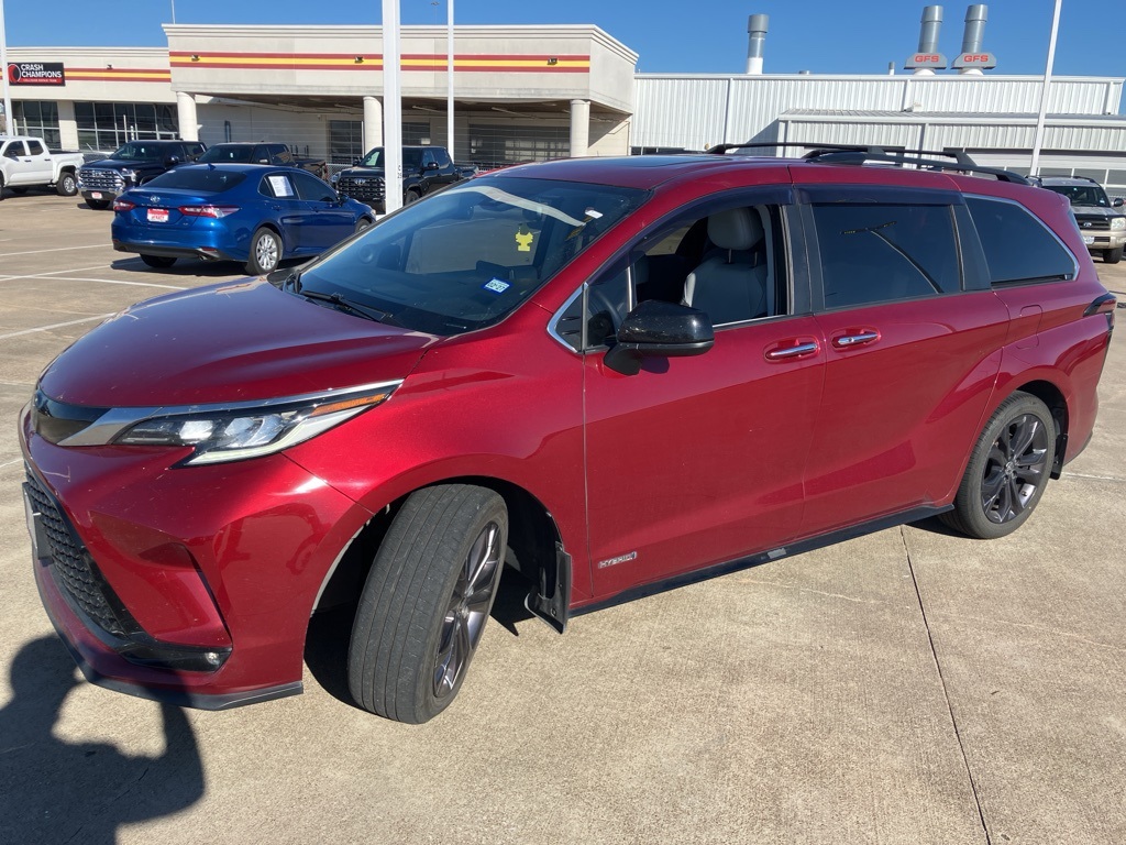 2021 Toyota Sienna XSE