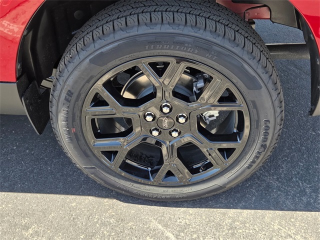 New 2025 Ford Maverick Lariat 4D Crew Cab