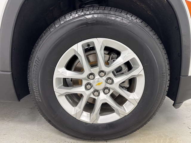 used 2022 Chevrolet Traverse car, priced at $25,349