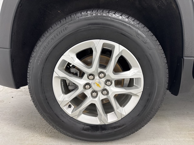 used 2022 Chevrolet Traverse car, priced at $25,349