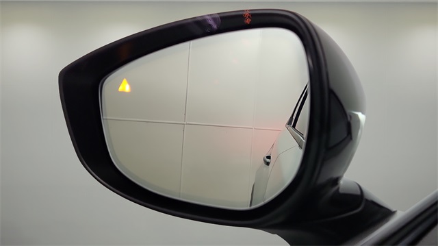 new 2025 Mazda CX-70 PHEV car, priced at $58,825