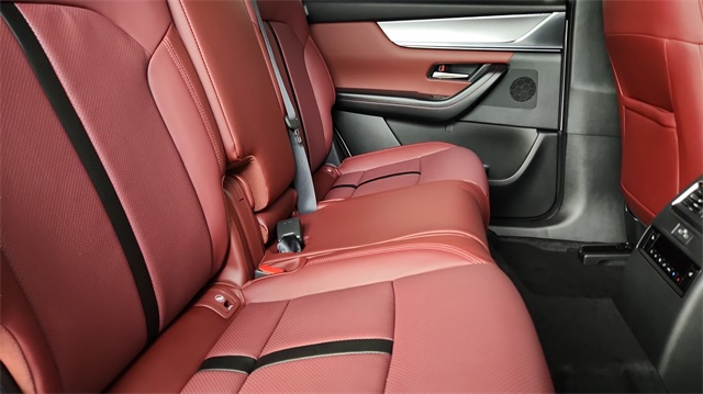 new 2025 Mazda CX-70 PHEV car, priced at $58,825