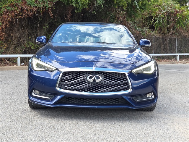 2017 Infiniti Q60 3.0t Premium photo 2