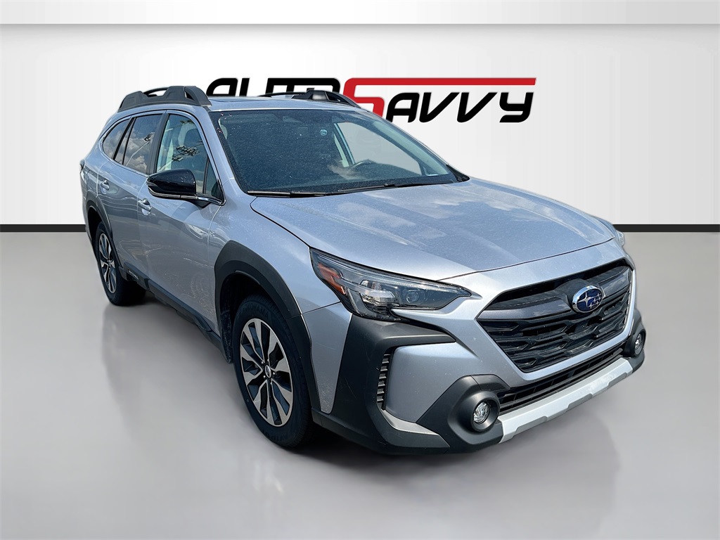 2023 Subaru Outback Limited's photo