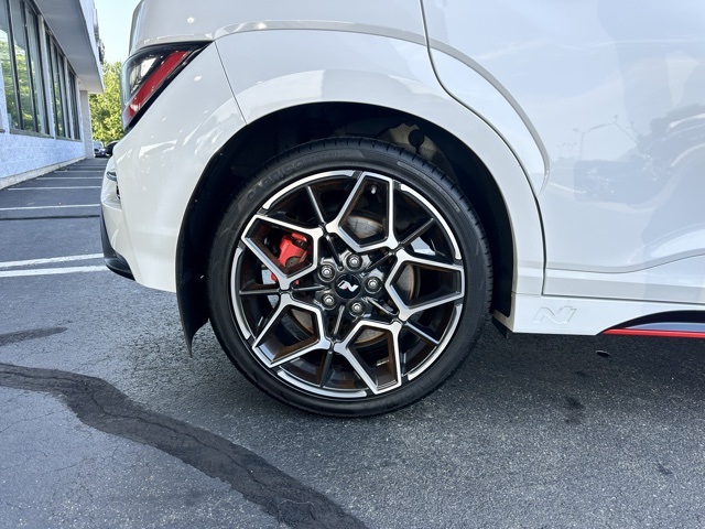 2023 Lunar White Hyundai Kona N Base FWD SUV