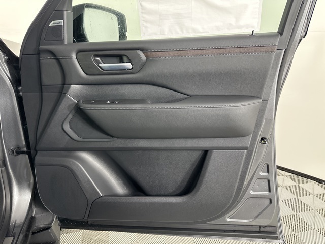 2025 Gun Metallic Nissan Armada SL RWD SUV