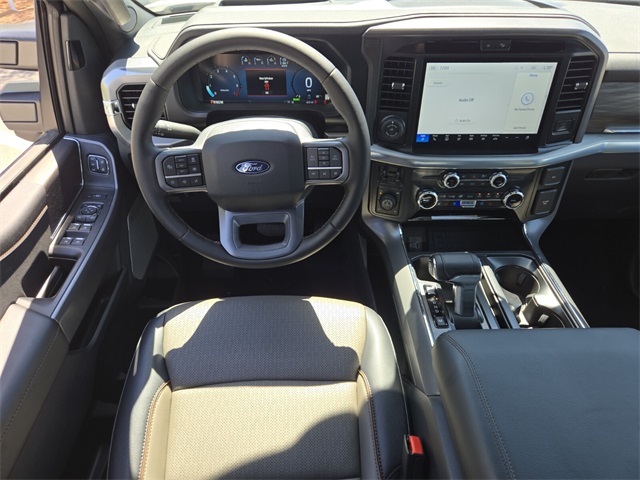 New 2025 Ford F-150 Lariat 4D SuperCrew