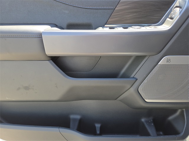 New 2025 Ford F-150 Lariat 4D SuperCrew