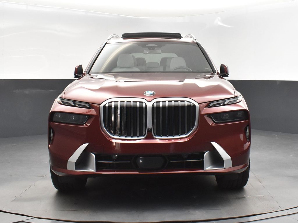 2025 Aventurin Red Metallic BMW X7 xDrive40i AWD SUV